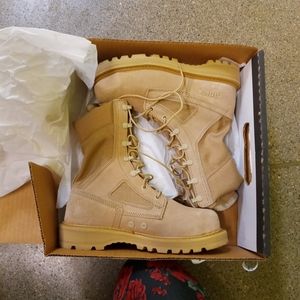 Women's steel toe Rocky boots size 8